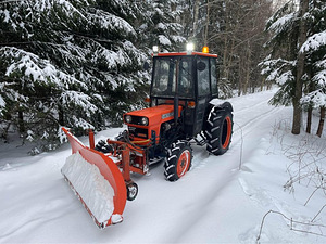 KUBOTA L245DT + LISASEADMED (1 foto / 10)