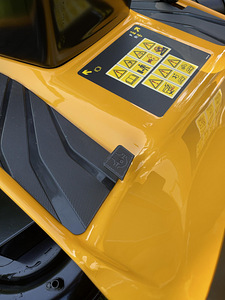 UUS! MURUTRAKTOR , CUB CADET XT3, GARANTII! (8 foto / 9)