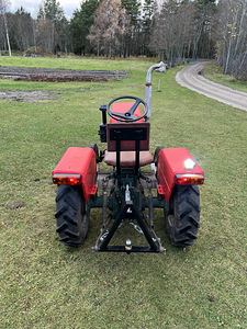 VÄIKETRAKTOR XiNGTAI 12HP (5 foto / 10)