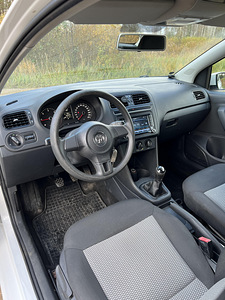 VW POLO 55 kW 1.2 (8 foto / 11)