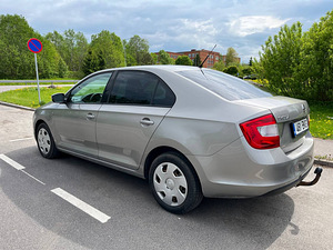 SKODA RAPID, 1.2, 63 kw, 2013 (1 foto / 8)