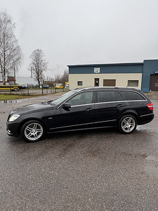 Mercedes E350 170kw (11 фото из 15)