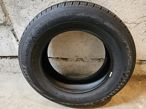 Tuttuued suverehvid Triangle Advantex SUV 225/65 R17 106V (2 foto / 4)