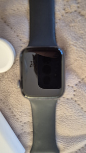Apple watch 4, 44мм (2 фото из 6)