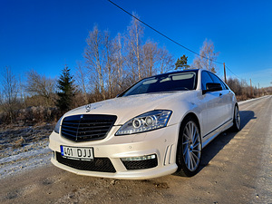 Мерседес бенз с320 (5 фото из 11)