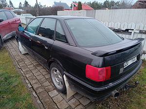 Audi 90 quattro (3 foto / 7)