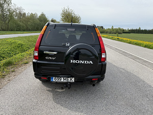 Продается Honda CR-V 2.0 i-VTEC (2004, механика) (6 фото из 9)