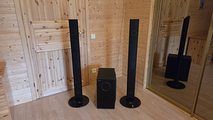 Võimsad kõlarid ja subwoofer Samsung (1 foto / 3)