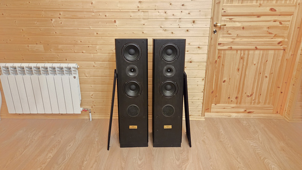 Винтажные колонки высшего класса Audiowell