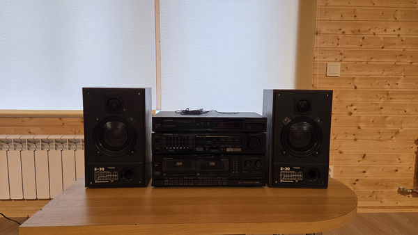 Muusikakeskus Radiotehnika S-30