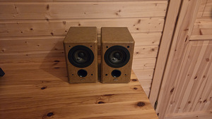 Компактные колонки JVC (1 фото из 2)
