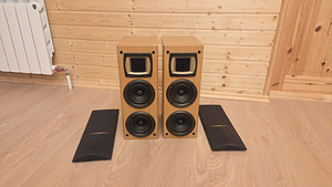 Полочные колонки Kenwood (1 фото из 3)