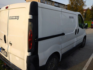 Pakiauto Nissan Primastar (8 foto / 9)