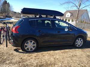 Минивэн Peugeot 3008 эко (2 фото из 9)