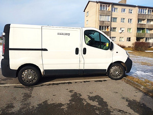 Фургон Nissan Primastar (2 фото из 6)