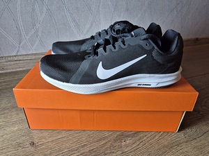 Nike naiste jooksujalatsid (1 foto / 5)