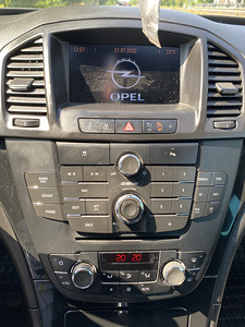 Opel insignia (5 фото из 9)