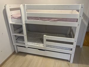 Narivoodi 160x70 koos madratsite ja hoiukastiga. (1 foto / 1)