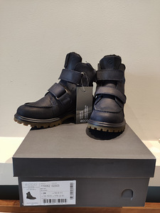 Ecco 28 talvesaapad (5 foto / 5)