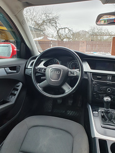 Audi A4 B8 2.0TFSI (9 foto / 11)