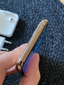 iPhone 11 Pro 64 ГБ, золотой (6 фото из 7)