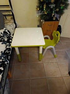 Laste laud ja tool (2 foto / 2)
