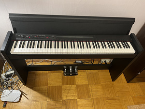 Digitaalne klaver Korg LP-380U uus (2 foto / 4)