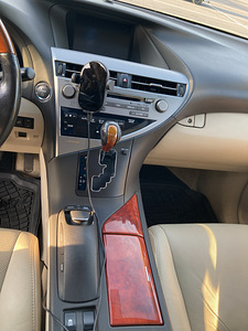 Lexus RX450h 2010 (8 фото из 15)