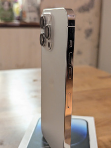 iPhone 14 Pro Max 128GB (9 фото из 10)