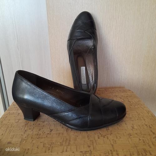 Новые женские туфли 38 р. (фото #1)