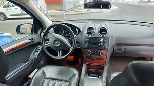 Mercedes-Benz ML350 200kw (9 foto / 9)