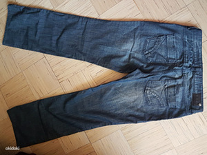 Uued. Reserved. W28 L34 (2 foto / 3)