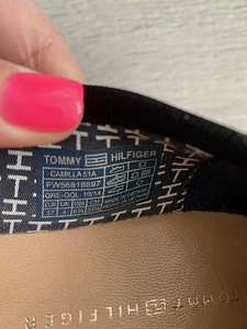 Tommy Hilfiger suurus 36 ja 37 (5 foto / 8)
