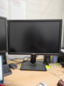 Monitor Asus Proart PA248Q (1 foto / 1)