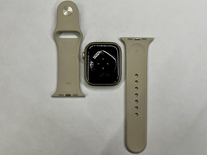 Apple Watch Series 7 Cellular 45mm Starlight Aluminium Case (3 foto / 7)