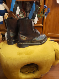 Dr martens. uus (1 foto / 8)
