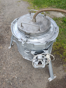 Aurugeneraator ja tsentrifuug (3 foto / 3)