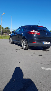 Renault megane (7 foto / 8)