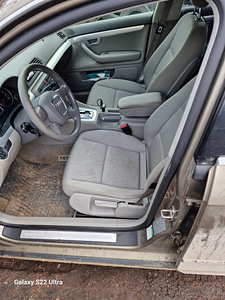 Audi A4 1.8T 120kw ATM (3 foto / 4)
