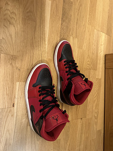 Nike jordan tossud / jalanõud s. 44,5 (4 foto / 6)