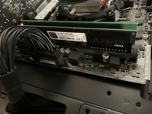 Gaming 6 core/12 threads/Z270/12Gb DDR4/R9 280X/512Gb NVMe (8 foto / 10)