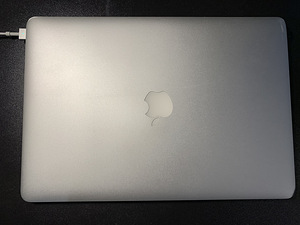 MacBook Pro 15 2013 Retina, Core i7/8Gb/256Gb/Nvidia GT650 (5 foto / 10)