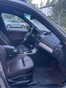 BMW X3 3.0 sd 210kw (10 foto / 12)