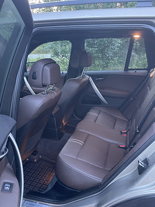BMW X3 3.0 sd 210kw (9 foto / 12)