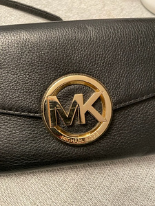 Michael Kors маленькая сумка (3 фото из 5)