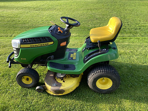 Murutraktor John Deere x125 (2 foto / 5)