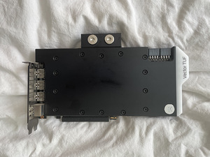 TUF-RTX3080TI-O12G-GAMING Water (4 foto / 5)