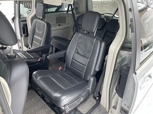 Chrysler Grand Voyager, 2008, 3.8 bens. (13 foto / 15)