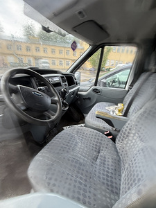 Ford Transit 300M VAN (8 foto / 8)