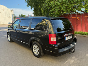 CHRYSLER GRAND VOYAGER (4 foto / 15)